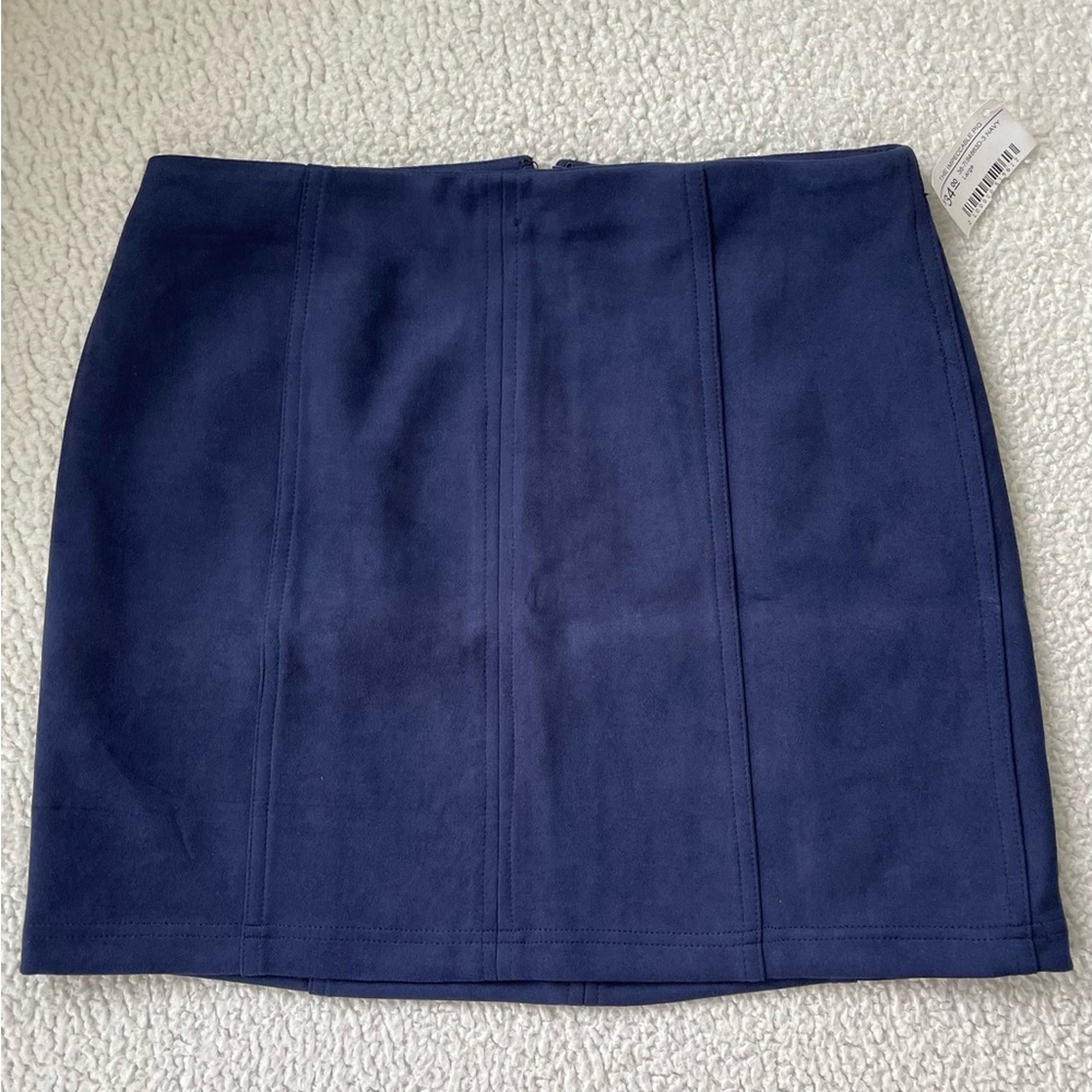Beautiful navy blue suede miniskirt by The Impeccable Pig. NWT! Size large.